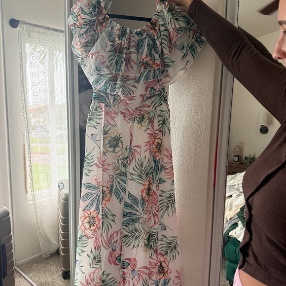 Floral Jumpsuit - Picture 2 of 3